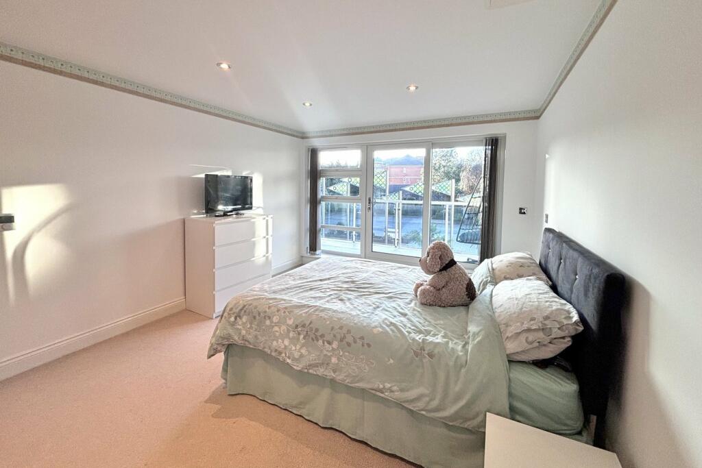 Additional property image - Boscombe Spa Road, Boscombe Spa, Bournemouth, BH5