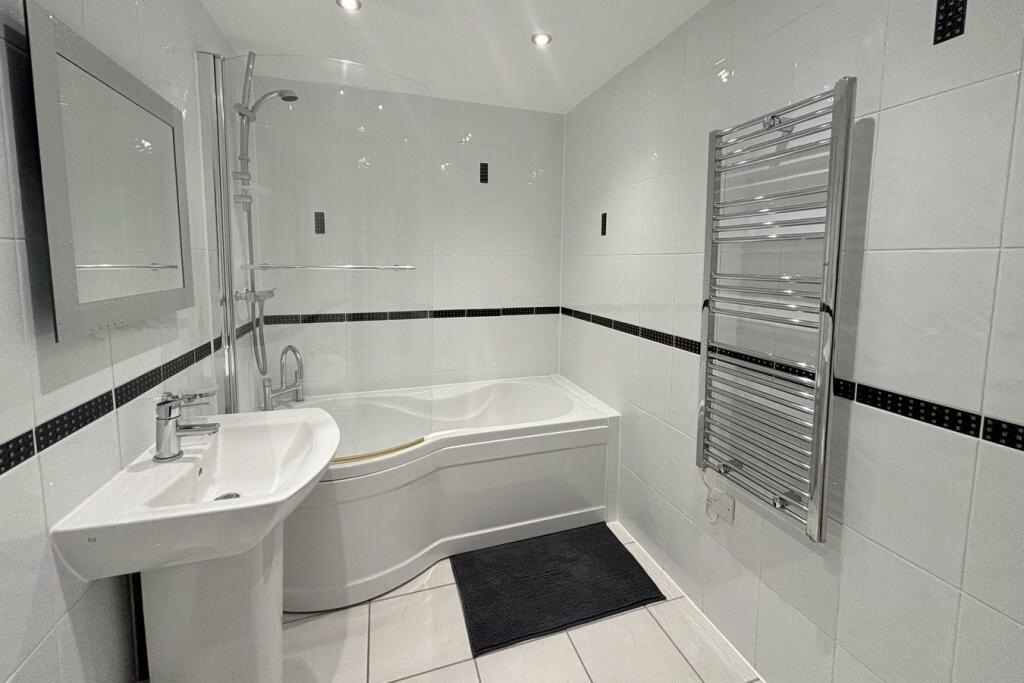 Additional property image - Boscombe Spa Road, Boscombe Spa, Bournemouth, BH5
