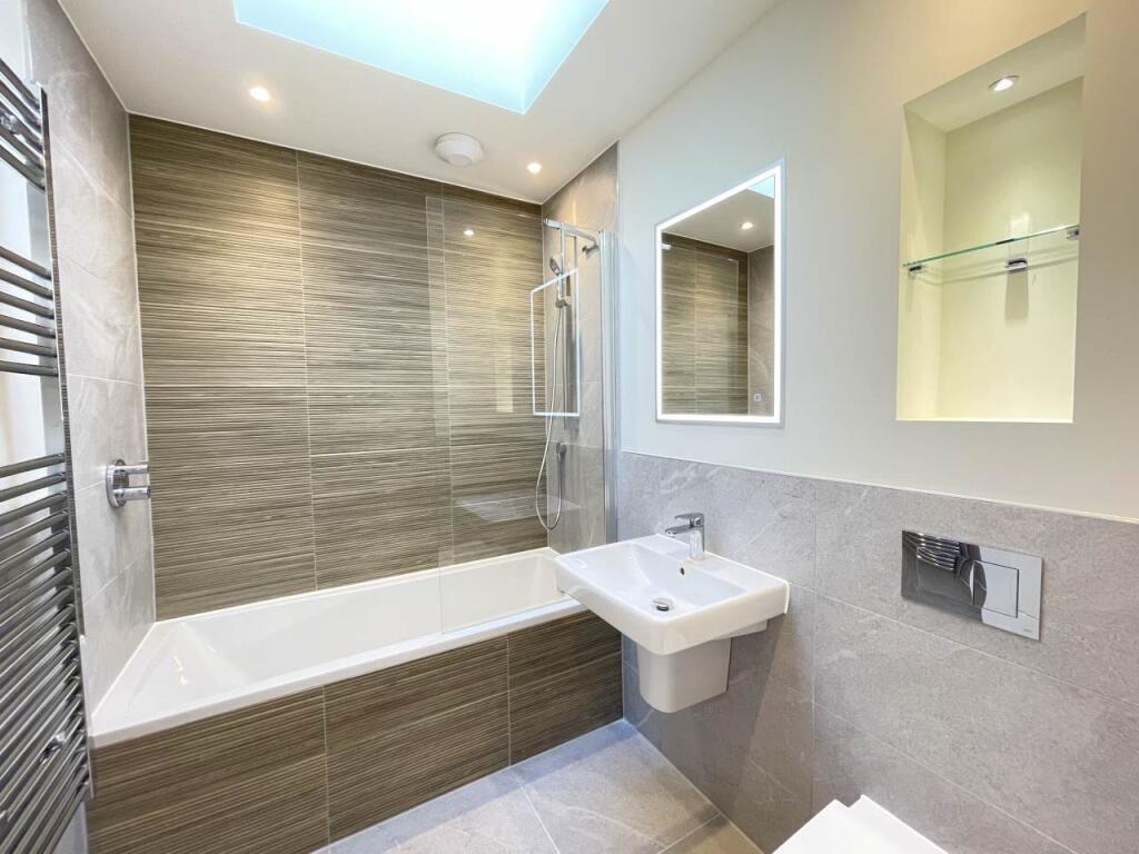 Main image of property: High Street, Sunninghill, 