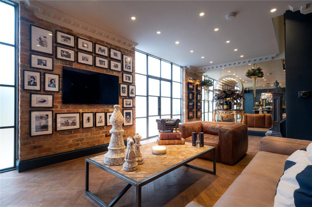 Main image of property: Lansdown Crescent Lane, Cheltenham, Gloucestershire, GL50
