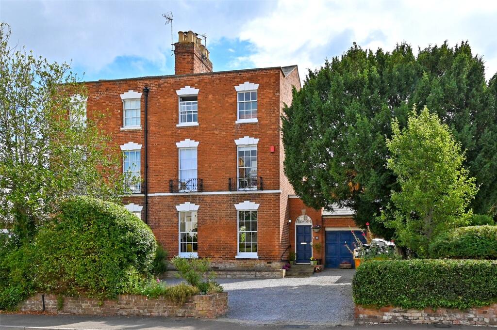Main image of property: Kingsholm Road, Gloucester, Gloucestershire, GL1