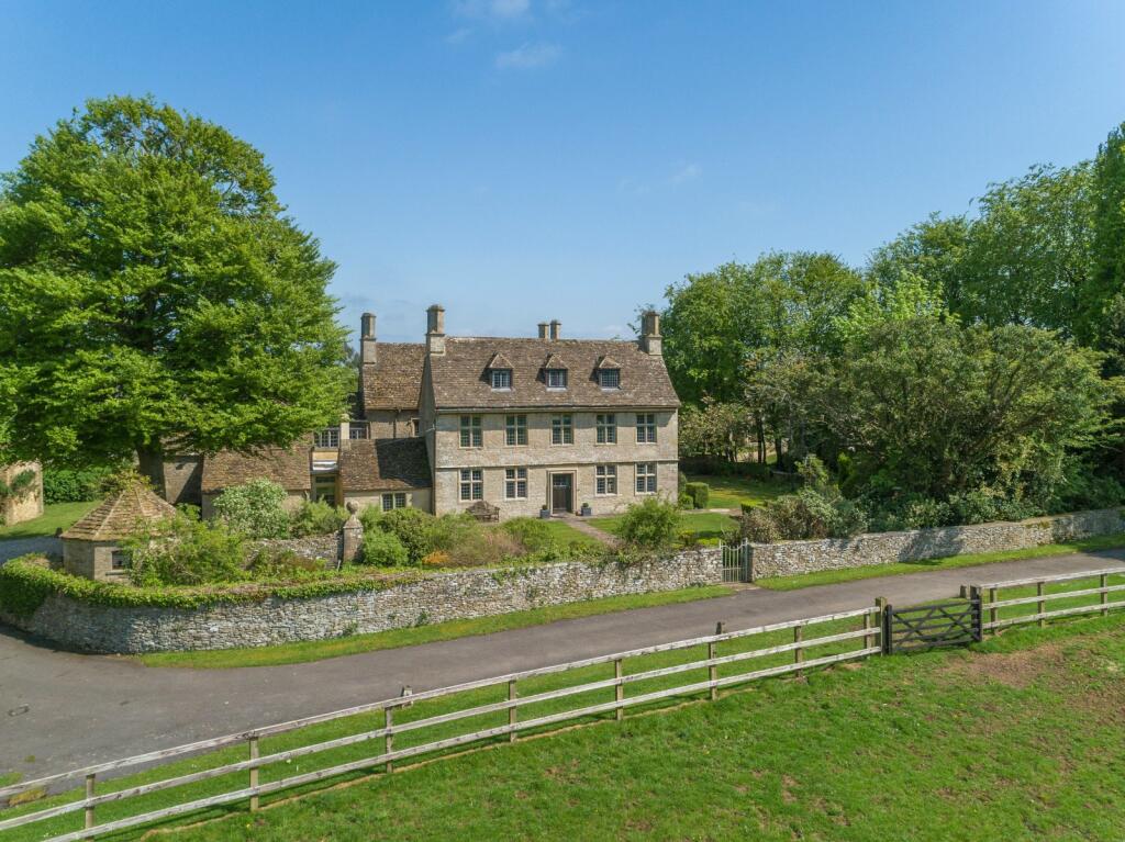 Equestrian facility for sale in Saddlewood, Leighterton, Tetbury