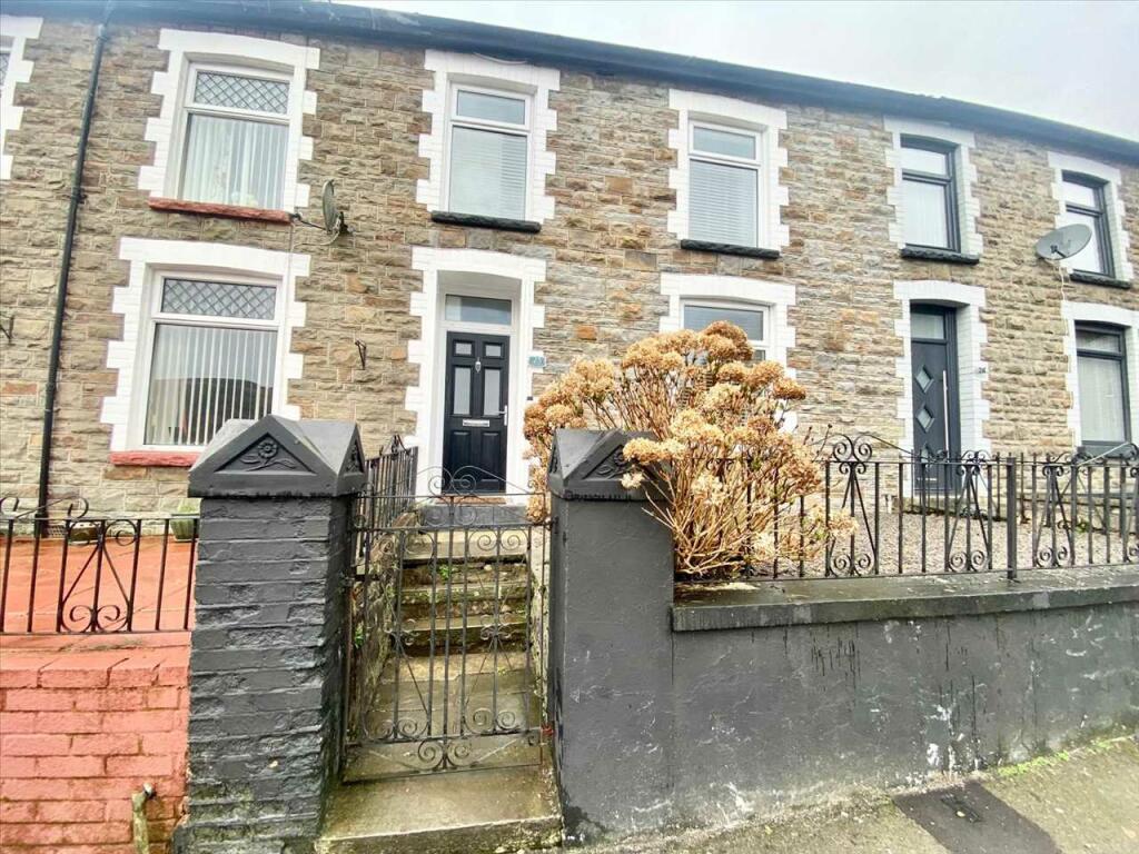 3 bedroom terraced house for sale in Old Street, Tonypandy, CF40