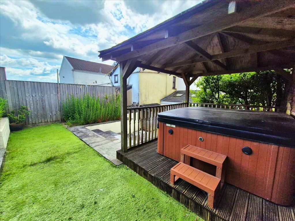 Additional property image - Brithweunydd Road, Tonypandy