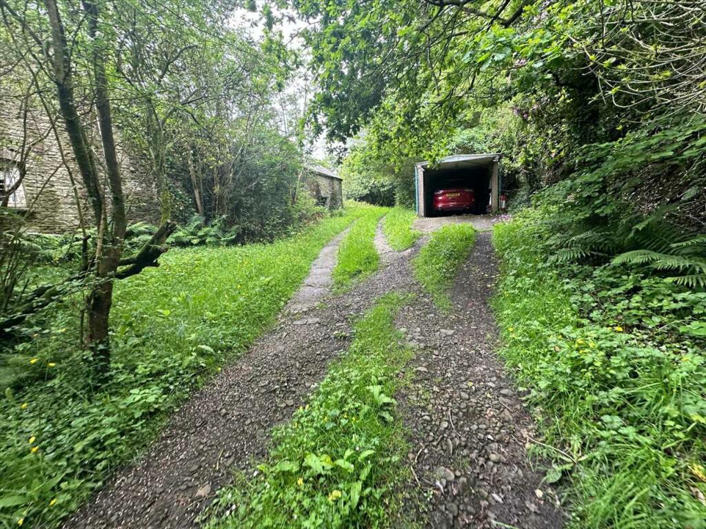 Additional property image - Tyn Y Bryn Farm, Tonyrefail