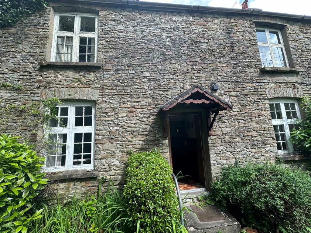 Additional property image - Tyn Y Bryn Farm, Tonyrefail