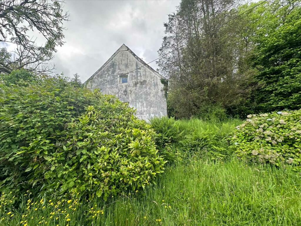 Additional property image - Tyn Y Bryn Farm, Tonyrefail