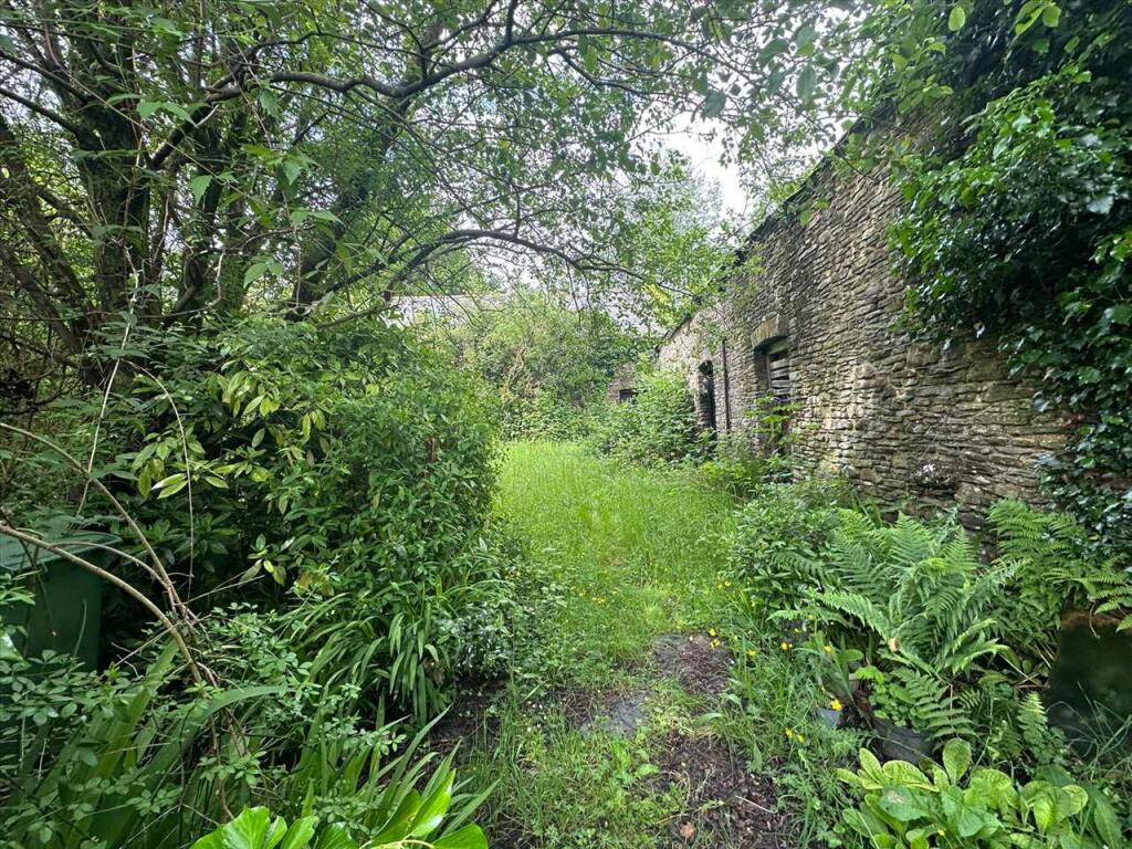 Additional property image - Tyn Y Bryn Farm, Tonyrefail