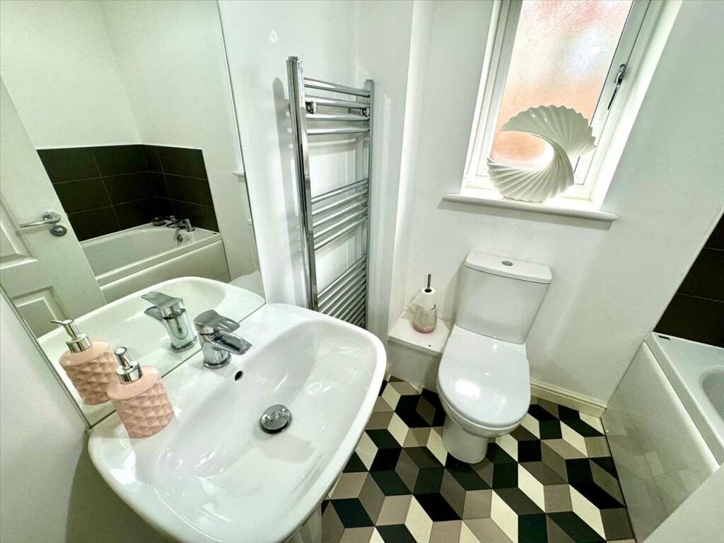 Additional property image - Highfields, Porth