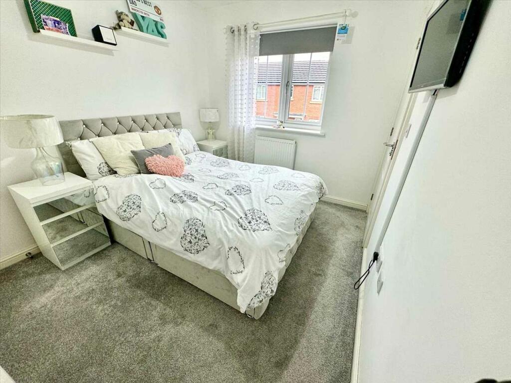 Additional property image - Highfields, Porth