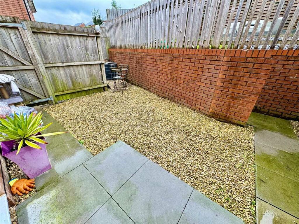 Additional property image - Highfields, Porth