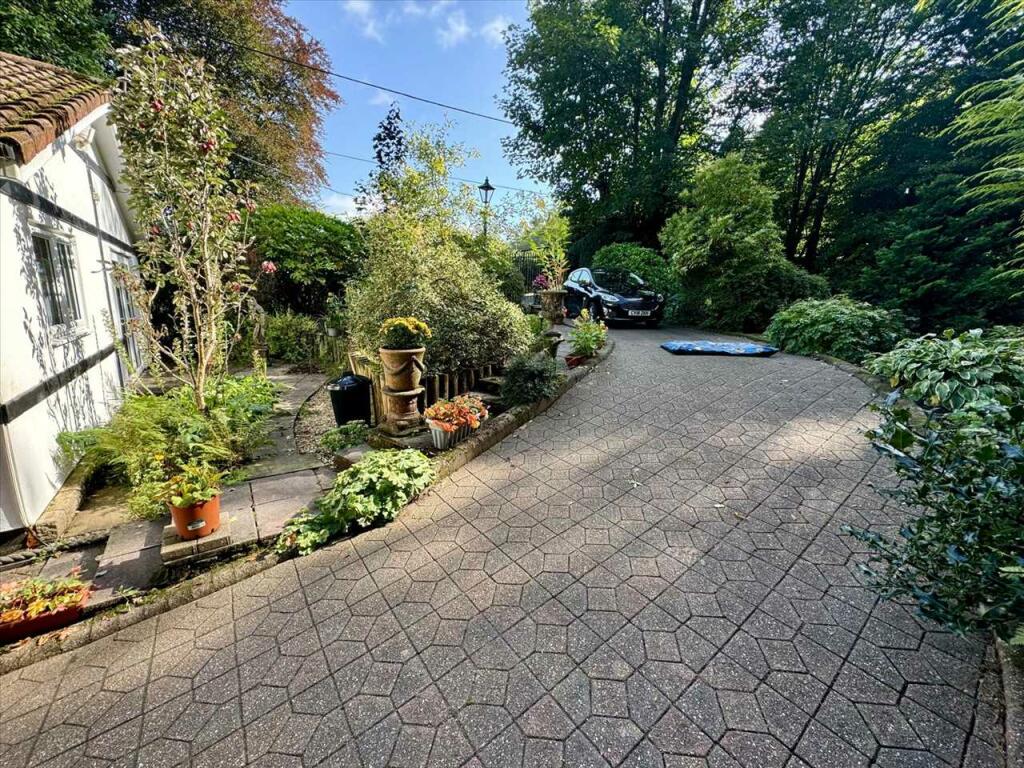 Additional property image - Tylacoch Cottage, Treorchy