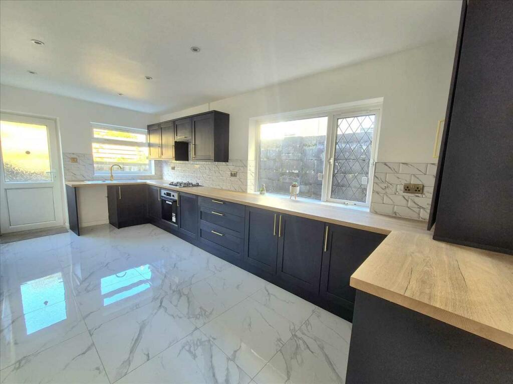 Additional property image - Thomas Street, Porth