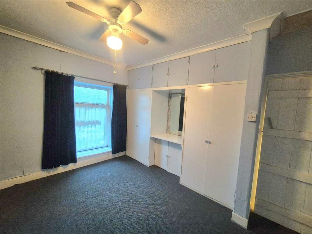 Additional property image - High Street, Porth