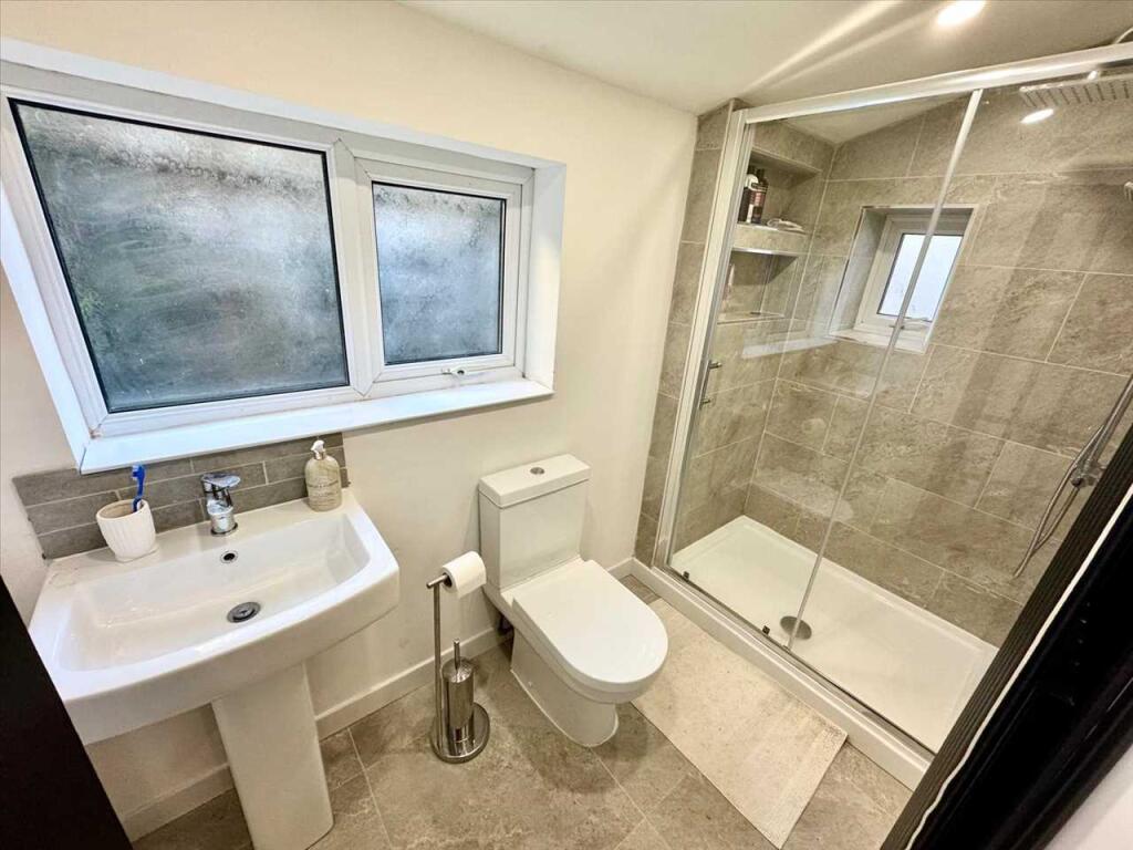 Additional property image - Berw Road, Tonypandy