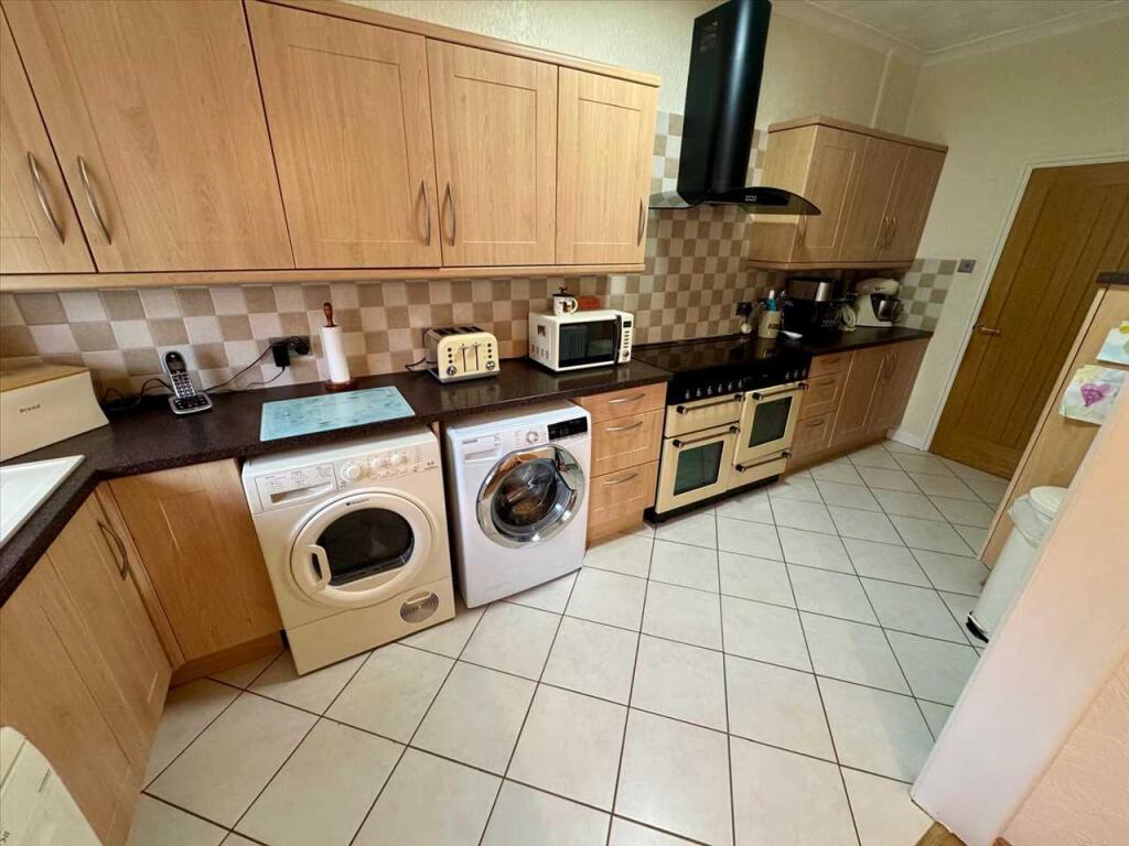 Additional property image - The Avenue, Porth