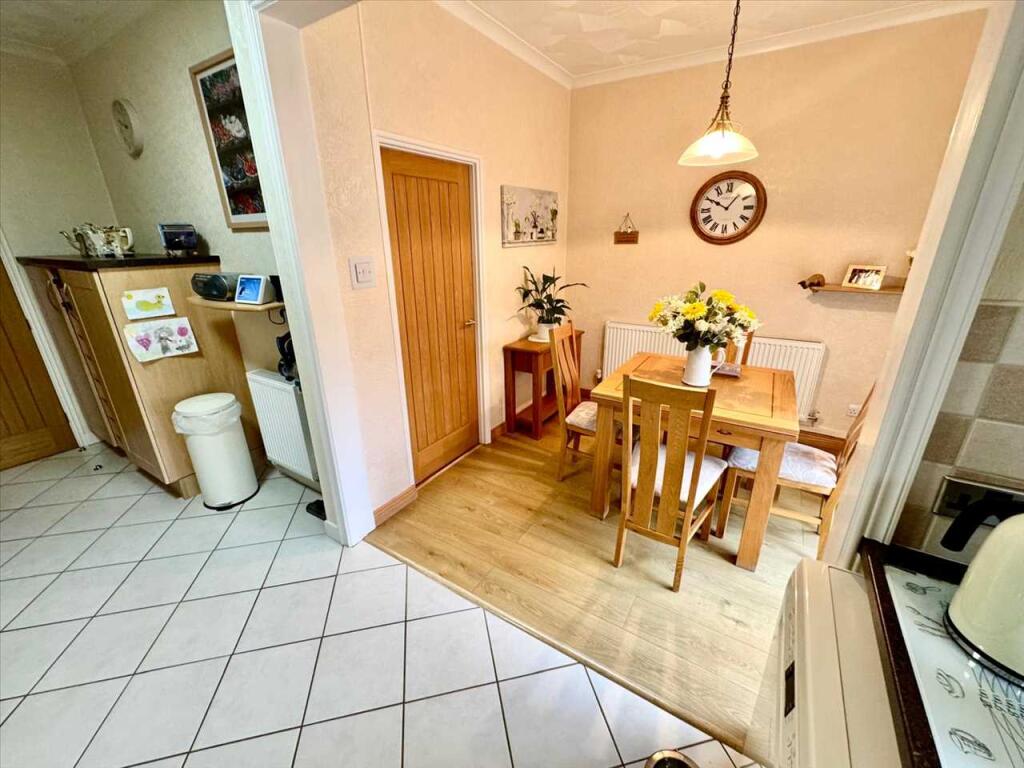 Additional property image - The Avenue, Porth