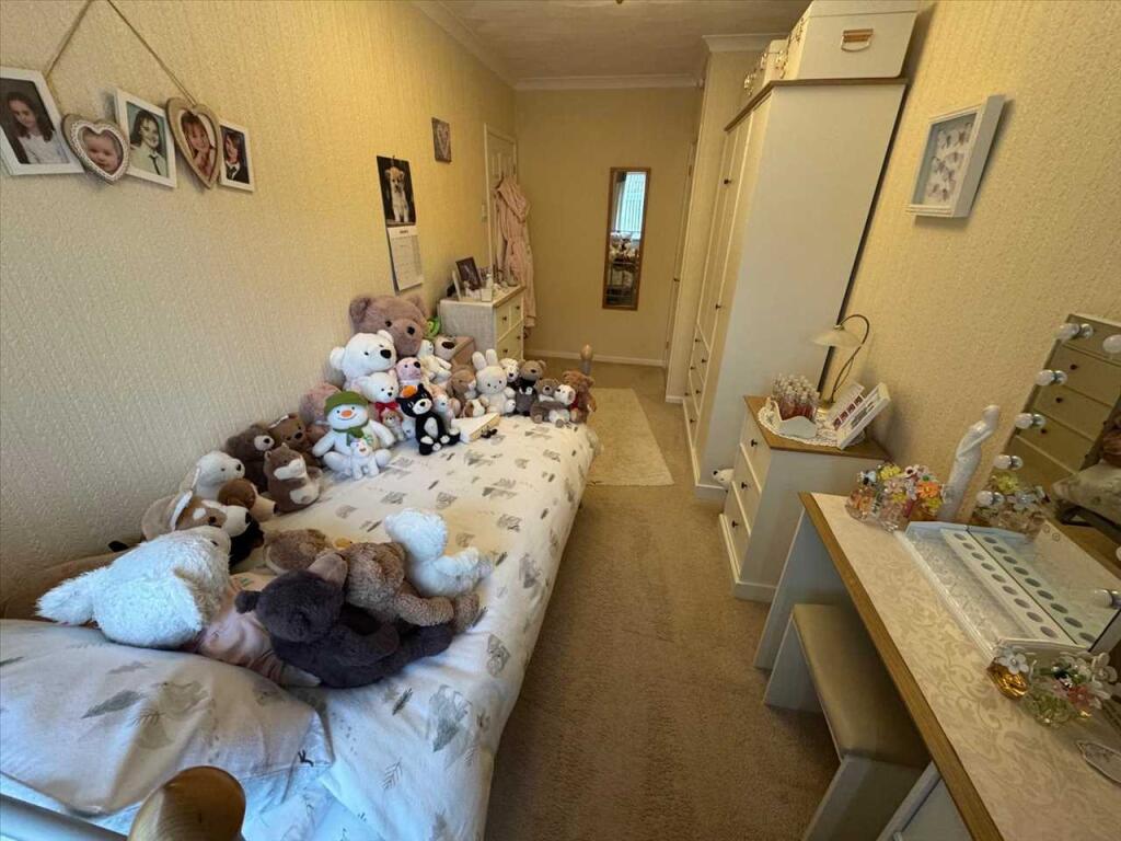 Additional property image - The Avenue, Porth