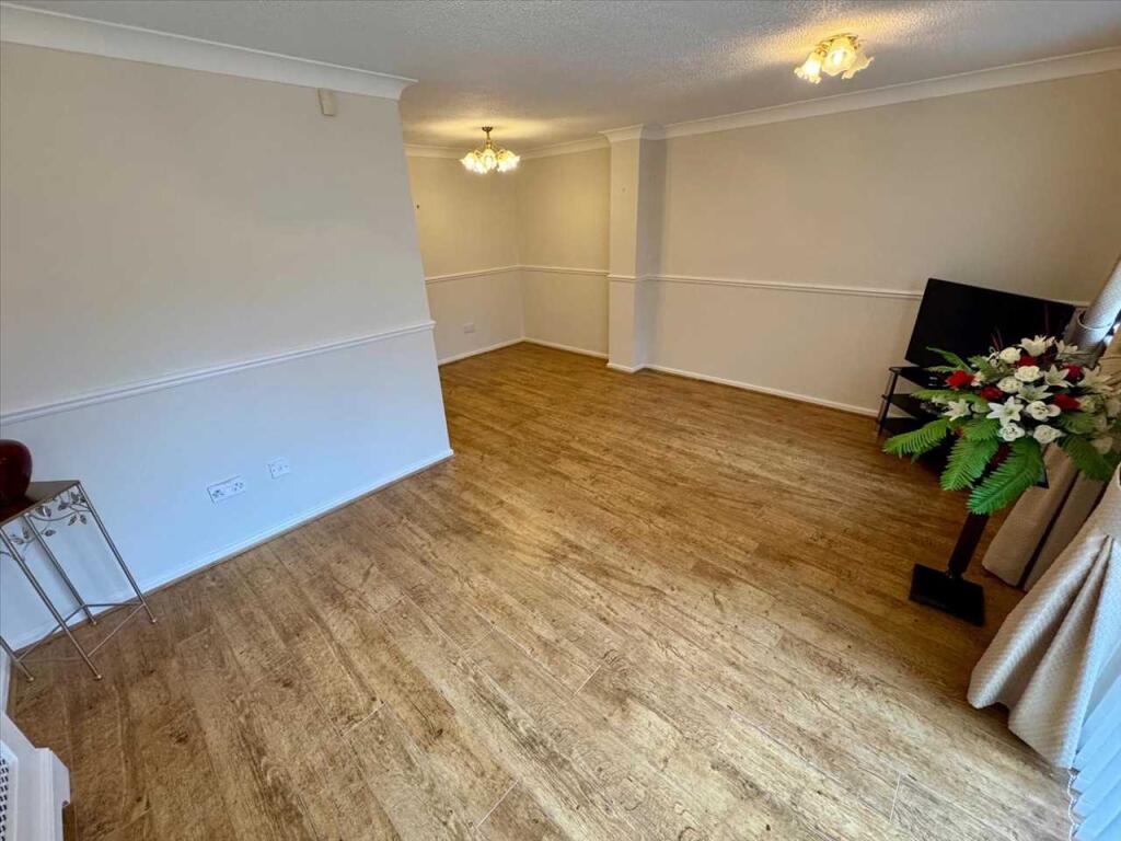 Additional property image - Mountain View, Porth