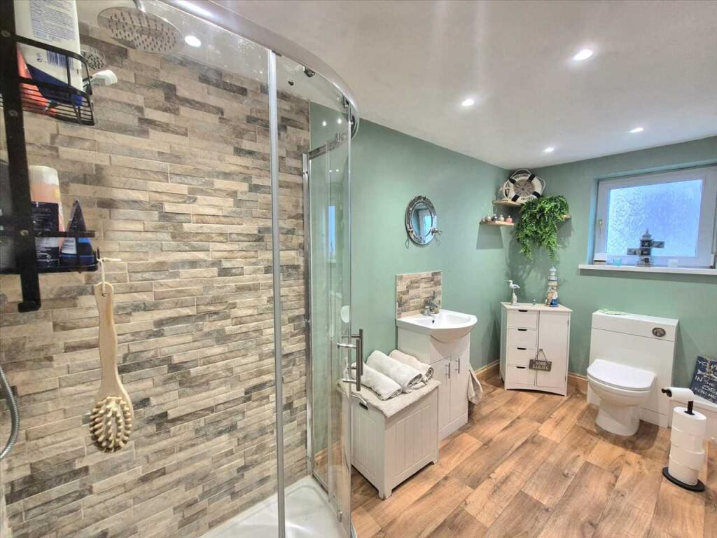Additional property image - Greenmeadow Terrace, Tonypandy