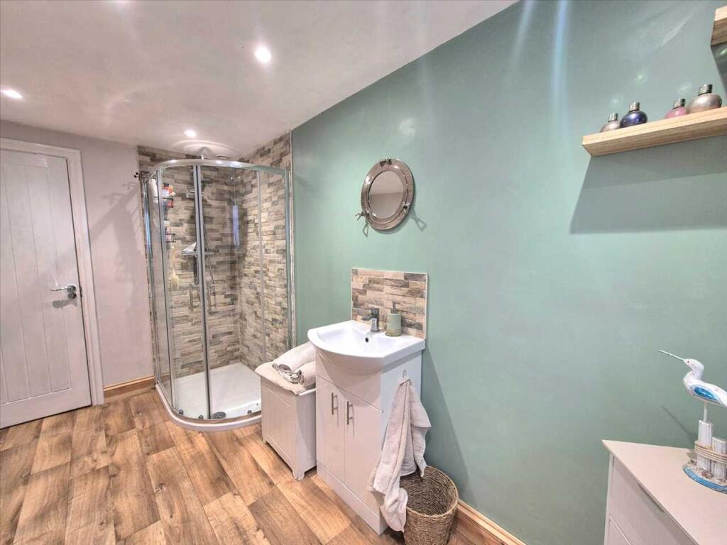 Additional property image - Greenmeadow Terrace, Tonypandy