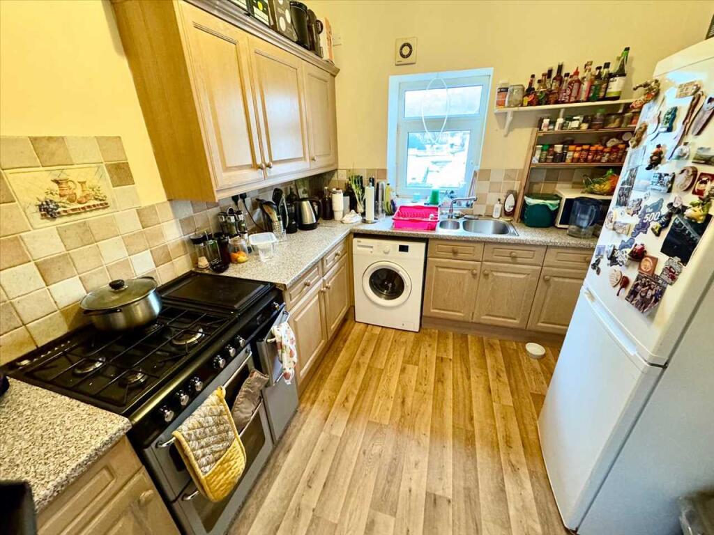 Additional property image - Bute Street, Treorchy