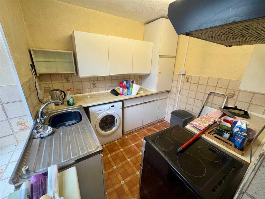 Additional property image - Cemetery Road, Porth