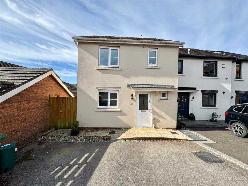 Main image of property: The Meadows, Porth