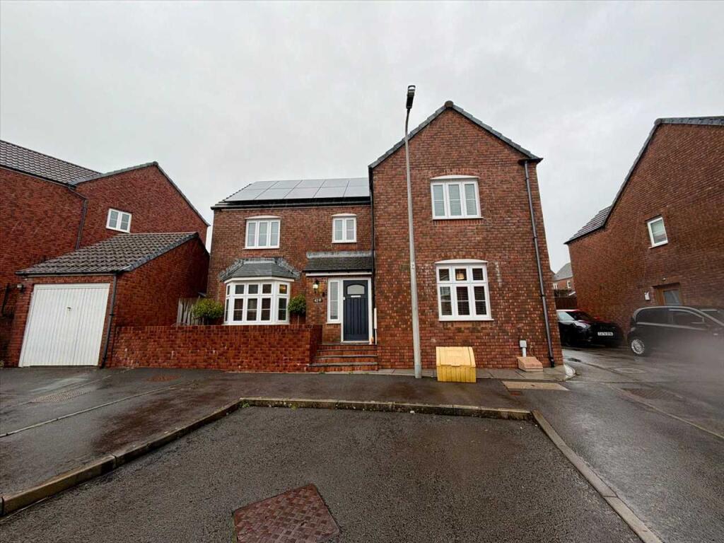 Main image of property: Llewellyns View, Porth