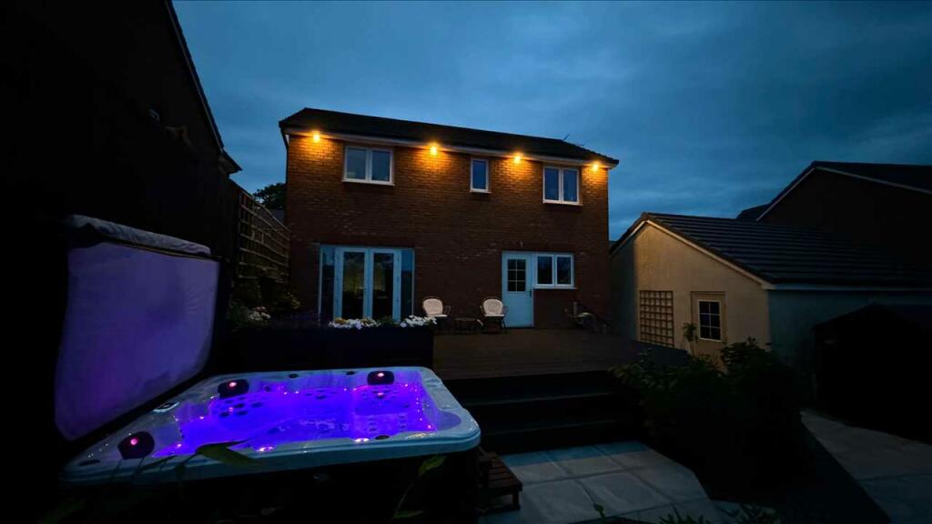 Additional property image - Highfields, Porth