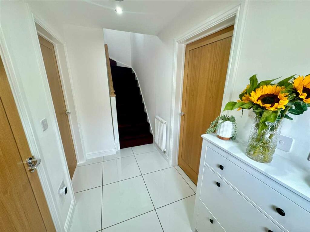Additional property image - Highfields, Porth