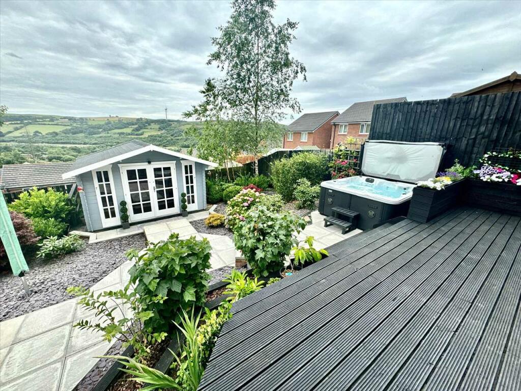 Additional property image - Highfields, Porth