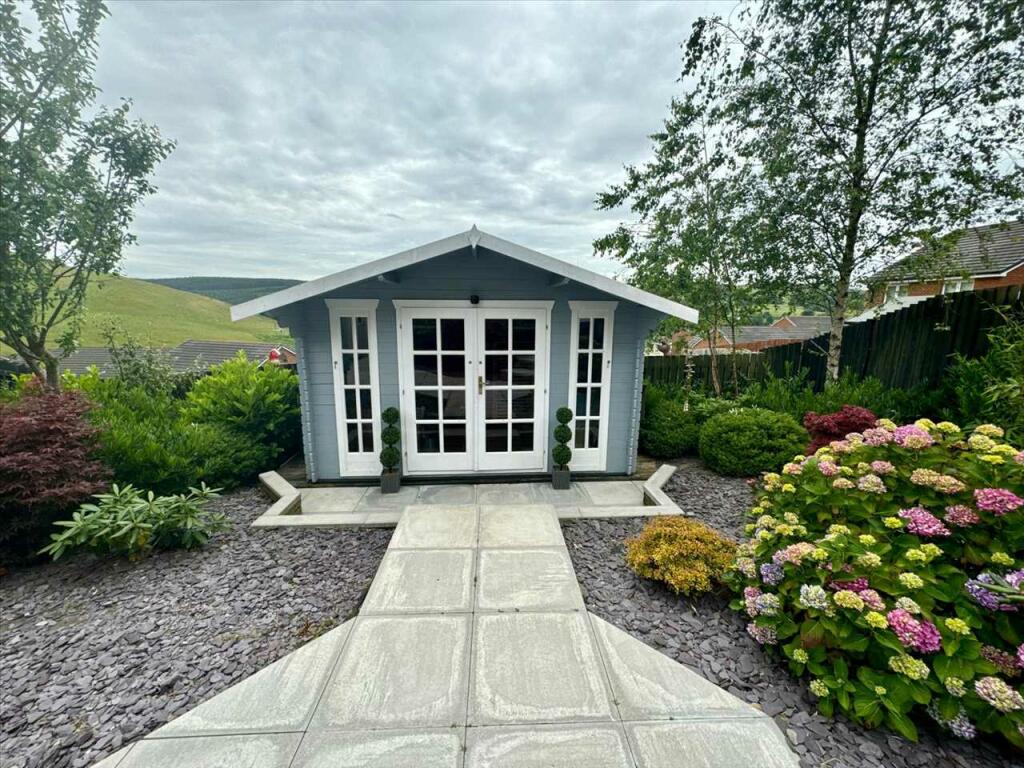 Additional property image - Highfields, Porth
