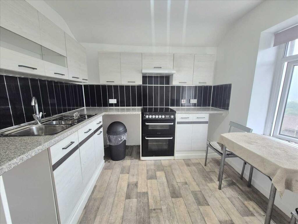 Main image of property: A, High Street, Porth