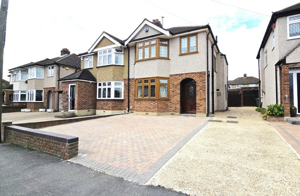 3 bedroom semidetached house for sale in Helmsdale Road, Romford, London, RM1