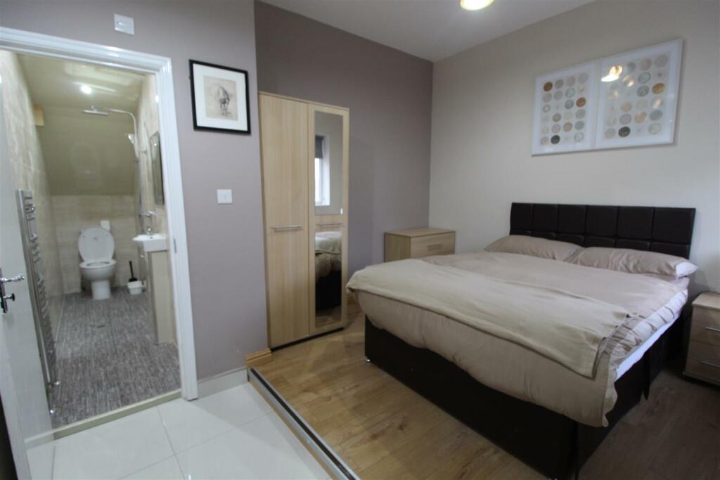 Additional property image - Meadvale Road, Croydon
