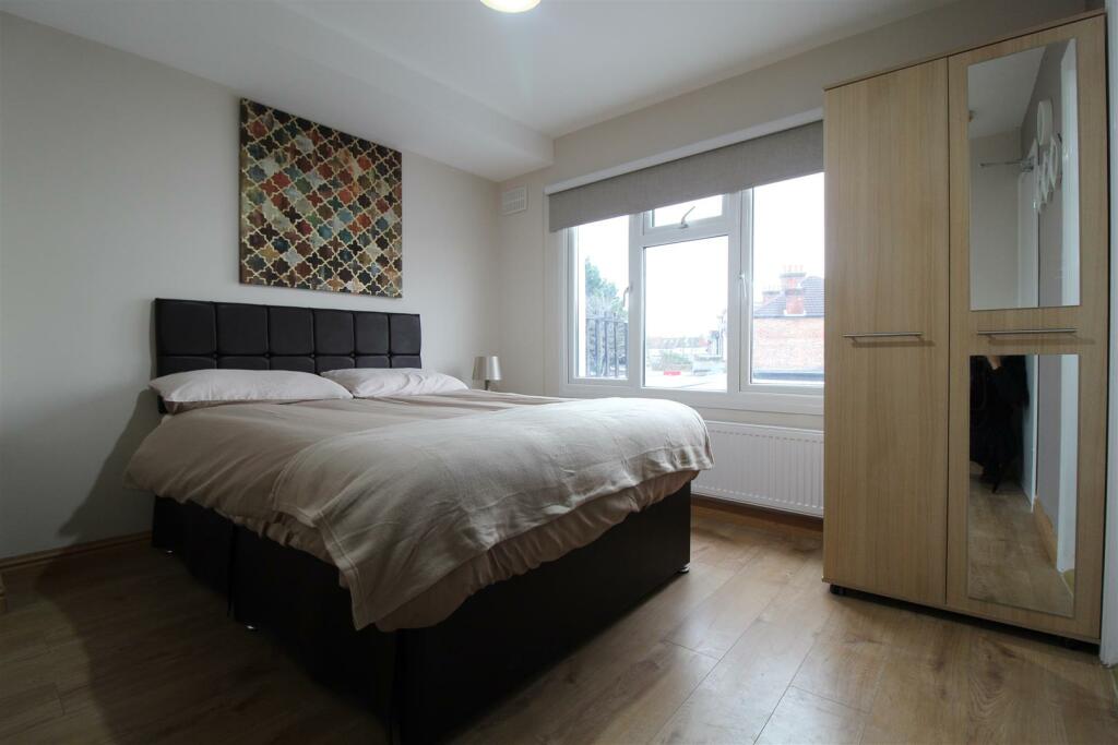 Additional property image - Meadvale Road, Croydon