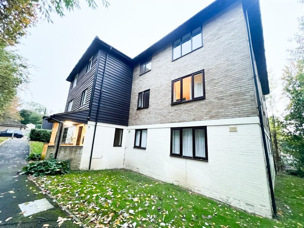 Additional property image - Fairbairn Close, Purley