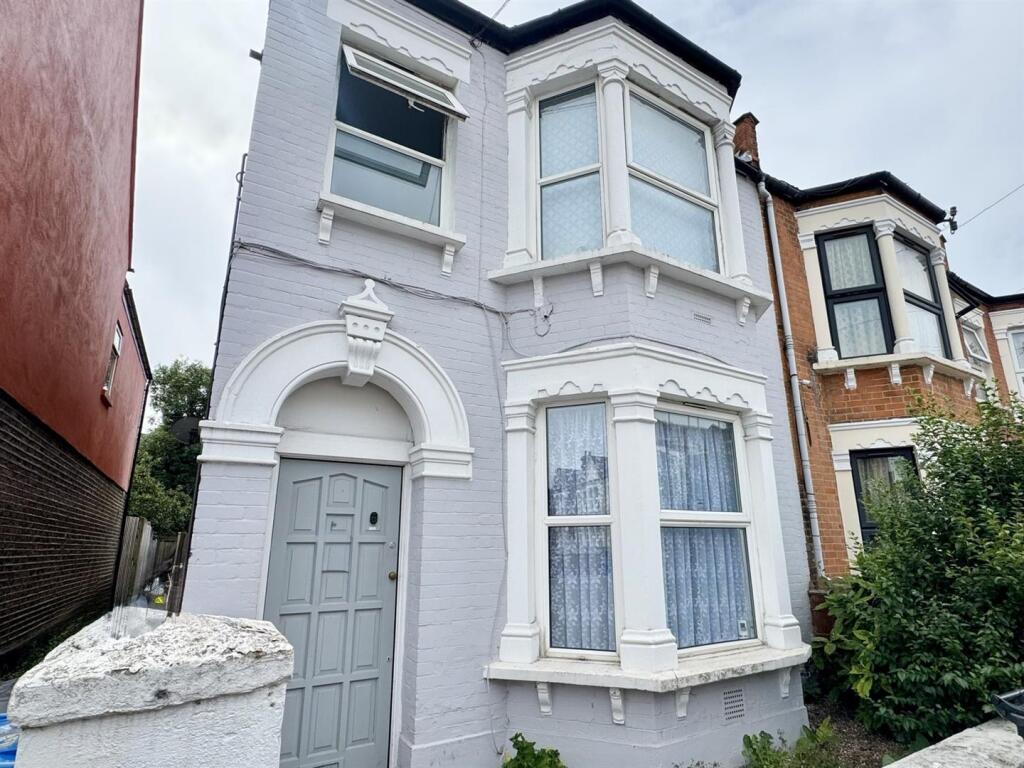 Main image of property: Nova Road, Croydon