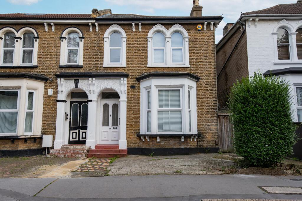 Main image of property: Oakfield Road, Croydon