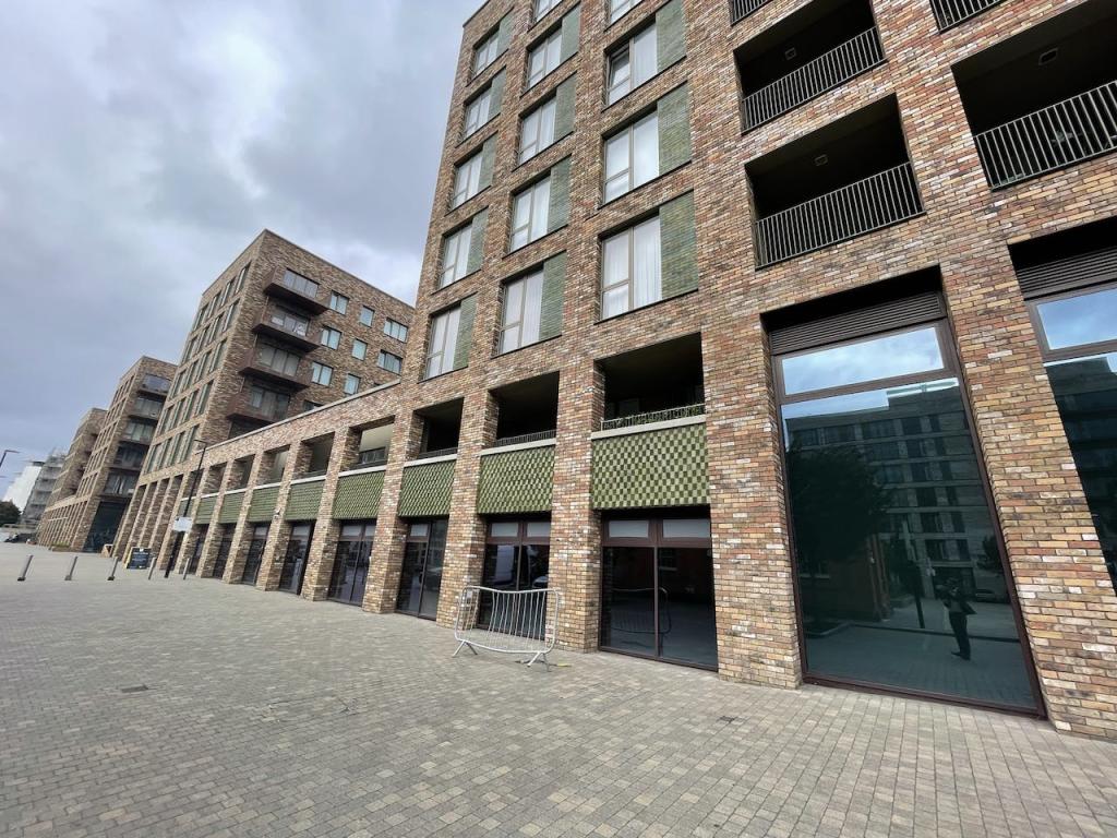 High street retail property to lease in Royal Albert Wharf, Upper Dock