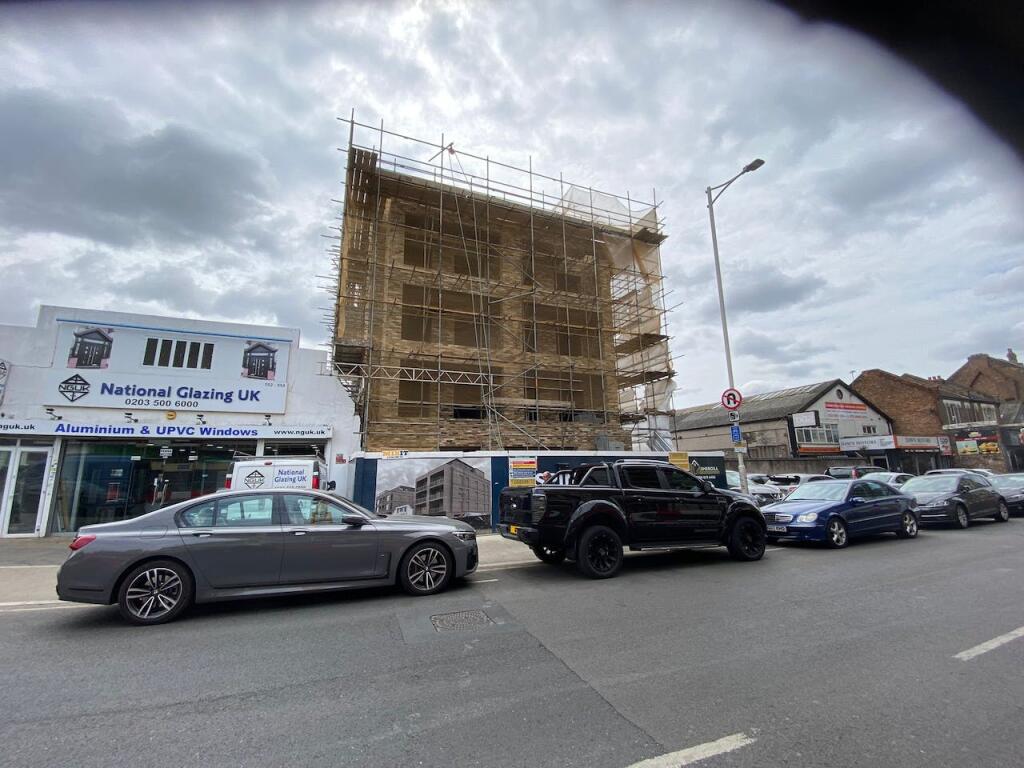 High street retail property to lease in 550 High Road, Seven Kings