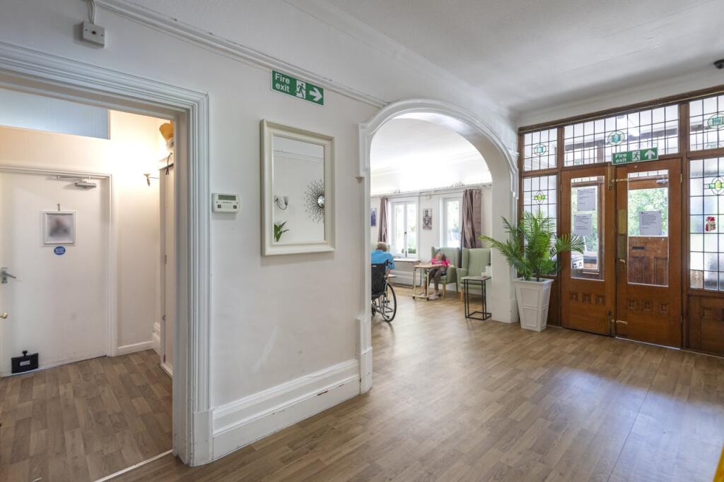 Additional property image - Marcris House, Coopersale Lane, Theydon Bois, Epping, CM16 7NS