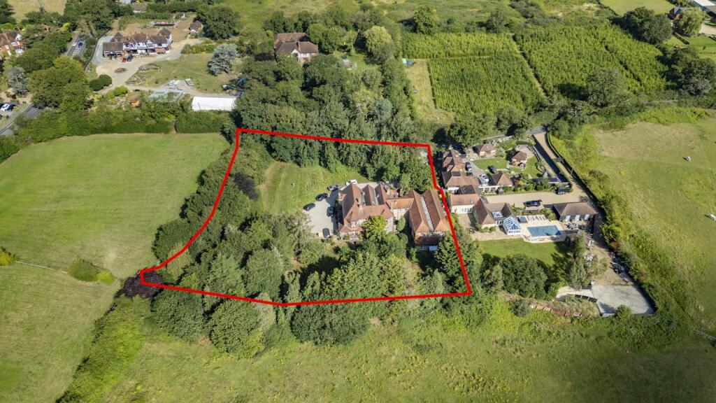 Additional property image - Marcris House, Coopersale Lane, Theydon Bois, Epping, CM16 7NS