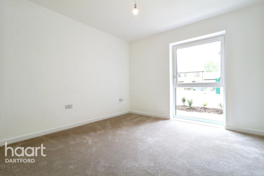 Main image of property: Whitecliff, Swanscombe