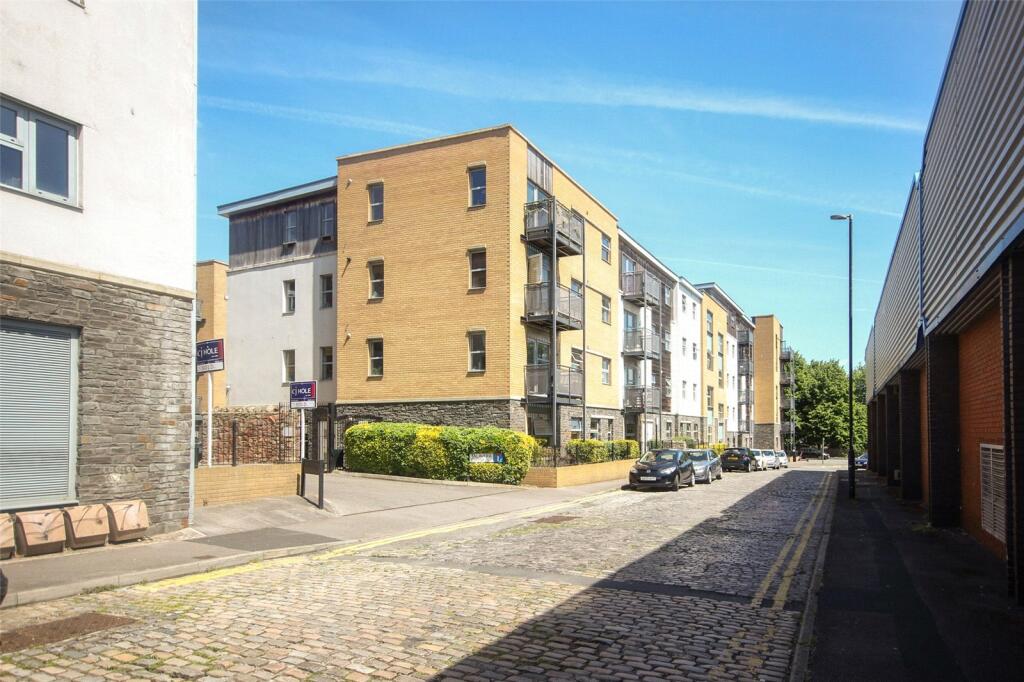 2 bedroom apartment for sale in Talavera Close, Bristol, BS2