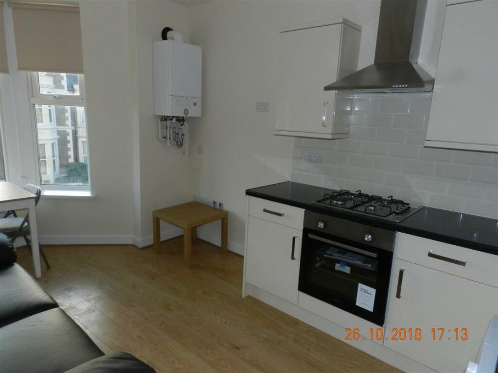 2 bedroom flat for rent in Colum Road, Cathays, CF10