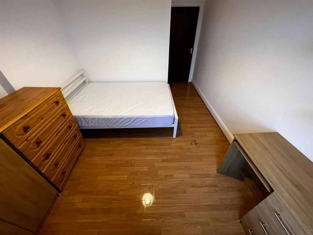 Additional property image - City Road, Cardiff