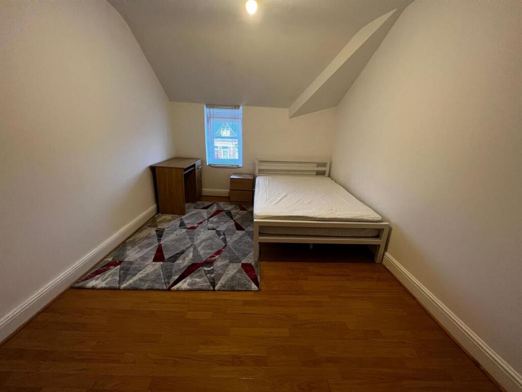 Additional property image - City Road, Cardiff
