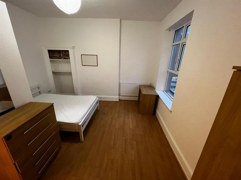 Additional property image - City Road, Cardiff